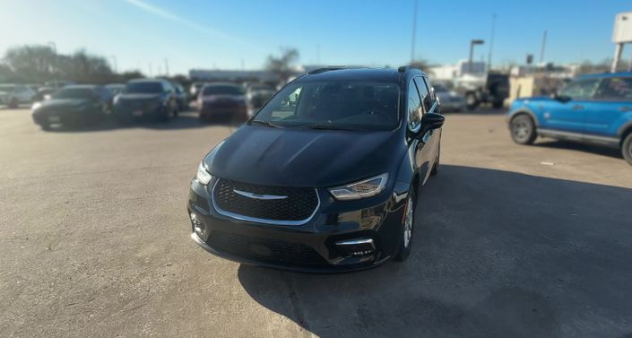 2022 Chrysler Pacifica Touring L -
                Houston, TX