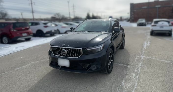 2024 Volvo XC40 B5 Core -
                Richton Park, IL