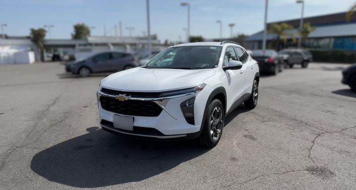 2024 Chevrolet Trax LT Hero Image