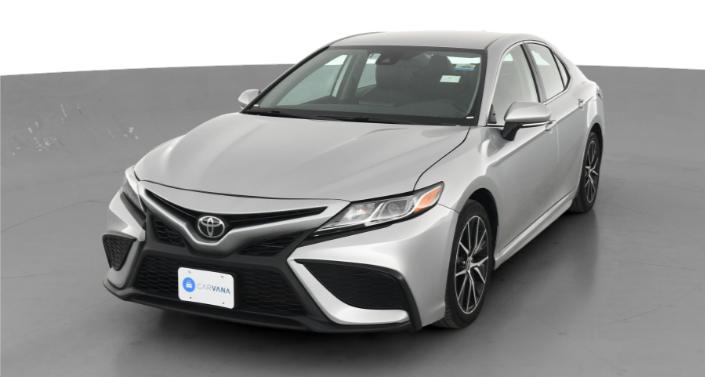 2024 Toyota Camry SE Hero Image