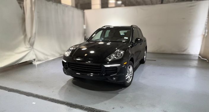 2016 Porsche Cayenne Base Hero Image
