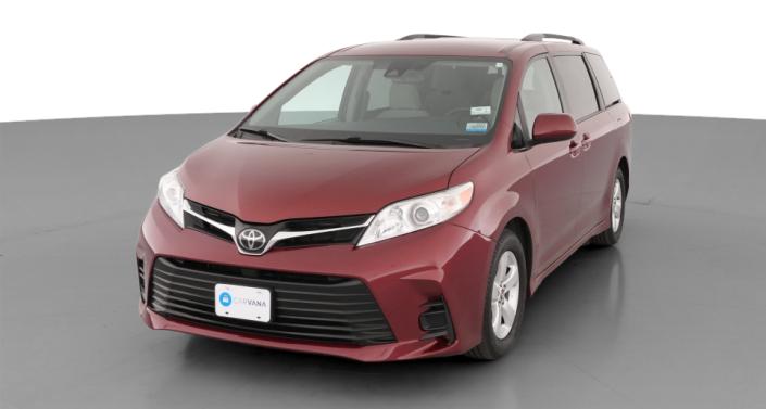 2020 Toyota Sienna LE Hero Image