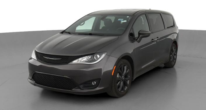 2020 Chrysler Pacifica Touring -
                Concord, NC