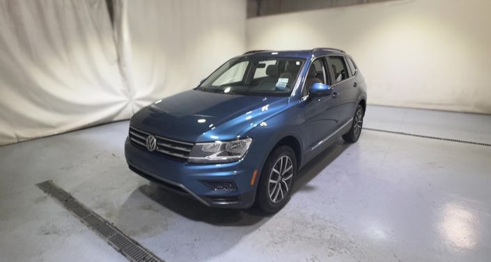 2020 Volkswagen Tiguan SE Hero Image