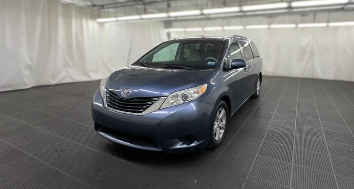 2014 Toyota Sienna LE -
                Indianapolis, IN