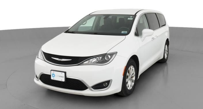 2018 Chrysler Pacifica Touring Plus -
                Concord, NC