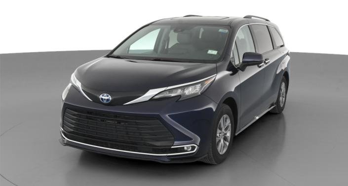 2024 Toyota Sienna XLE -
                Tooele, UT