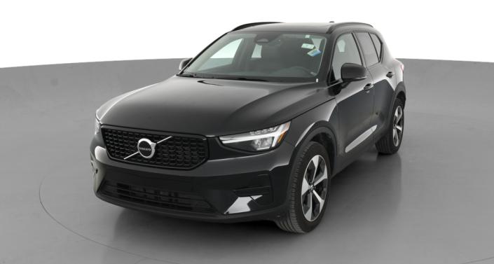 2024 Volvo XC40 B5 Core -
                Bessemer, AL