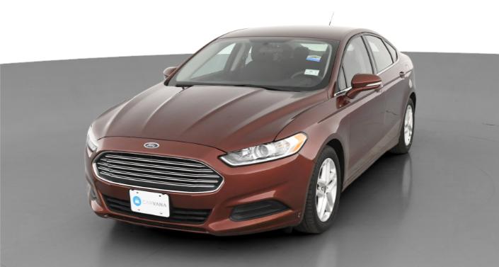 2016 Ford Fusion SE Hero Image