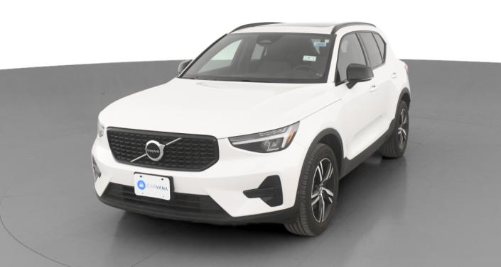 2024 Volvo XC40 B5 Core -
                Indianapolis, IN