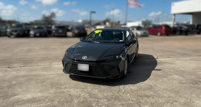 2025 Toyota Camry LE -
                Houston, TX