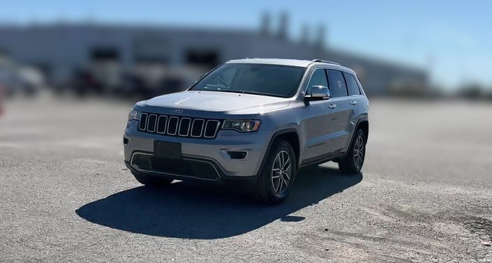 2017 Jeep Grand Cherokee Limited Edition Hero Image