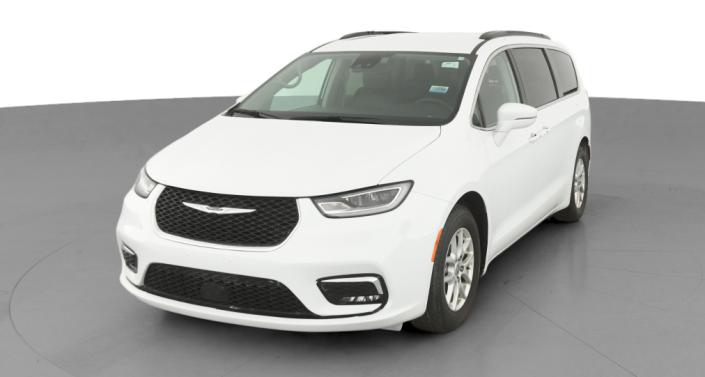 2022 Chrysler Pacifica Touring L Hero Image