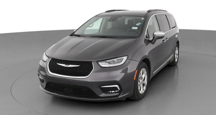 2022 Chrysler Pacifica Limited -
                Concord, NC