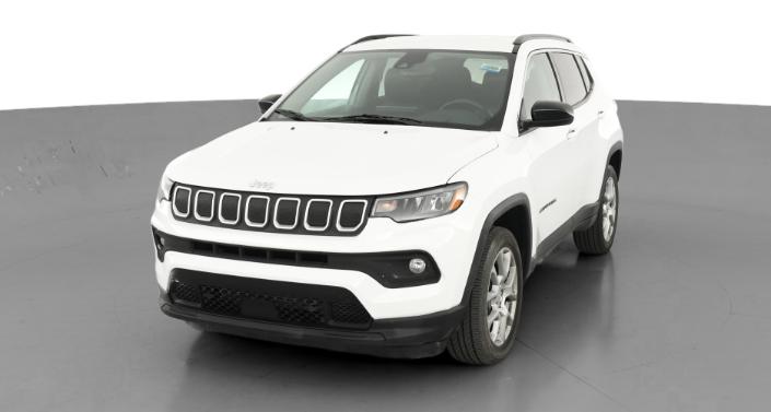 2022 Jeep Compass Latitude -
                Lorain, OH