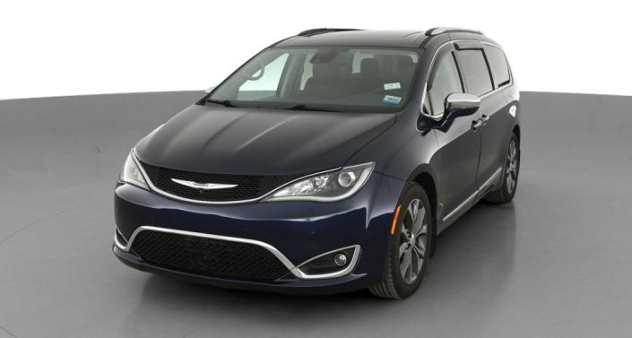 2017 Chrysler Pacifica Limited -
                Lorain, OH