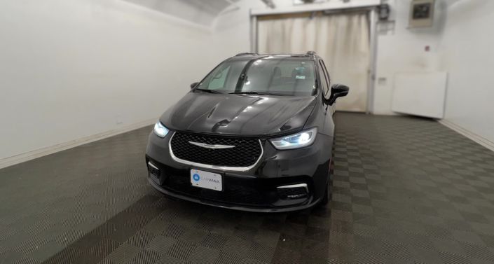 2022 Chrysler Pacifica Touring L -
                Framingham, MA
