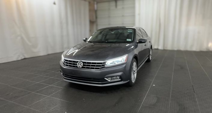 2017 Volkswagen Passat SEL -
                North Las Vegas, NV