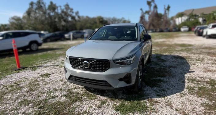 2024 Volvo XC40 B5 Core -
                Haines City, FL