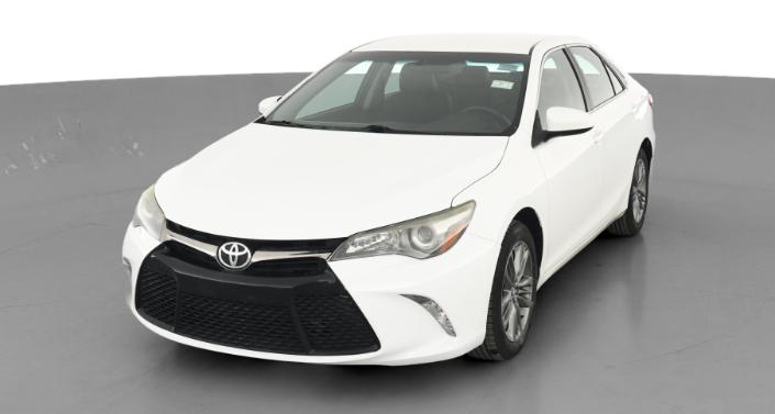 2015 Toyota Camry SE -
                Lorain, OH