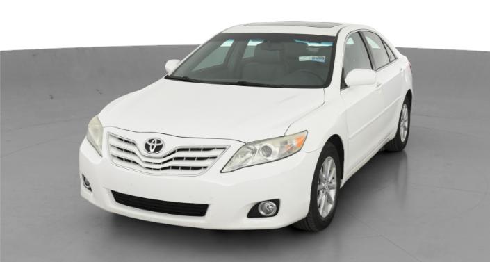 2010 Toyota Camry XLE -
                Lorain, OH