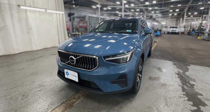 2024 Volvo XC40 B5 Core -
                Kansas City, MO