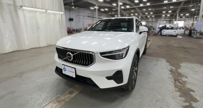 2024 Volvo XC40 B5 Core -
                Kansas City, MO