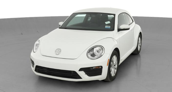 2019 Volkswagen Beetle S -
                Lorain, OH