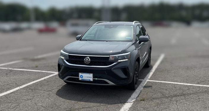 2022 Volkswagen Taos SE -
                Colonial Heights, VA