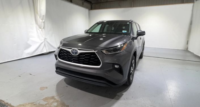 Thumbnail: 2021 Toyota Highlander - 1