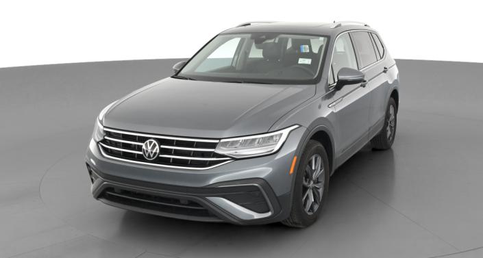 2022 Volkswagen Tiguan SE Hero Image