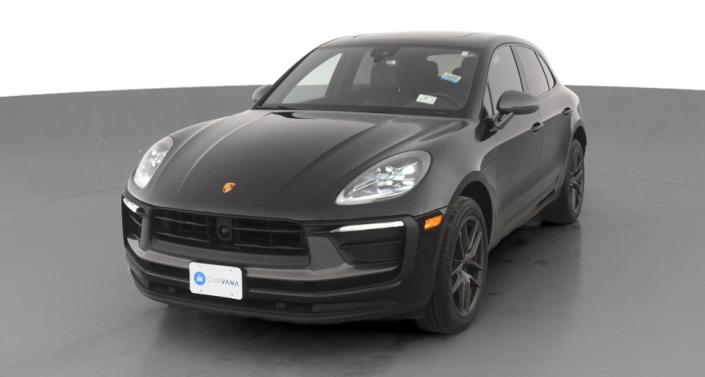 2023 Porsche Macan T -
                Indianapolis, IN