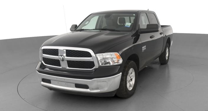 2023 RAM 1500 Classic SLT -
                Hebron, OH