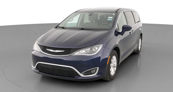 Thumbnail: 2018 Chrysler Pacifica - 1