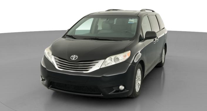 Thumbnail: 2015 Toyota Sienna - 1