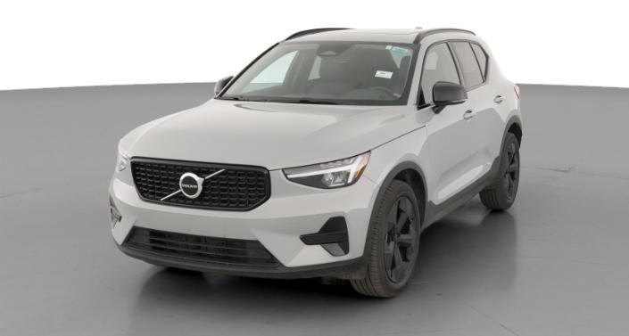 2024 Volvo XC40 B5 Core -
                Tolleson, AZ