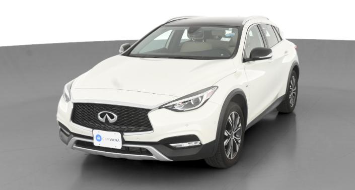 2017 INFINITI QX30 Premium Hero Image