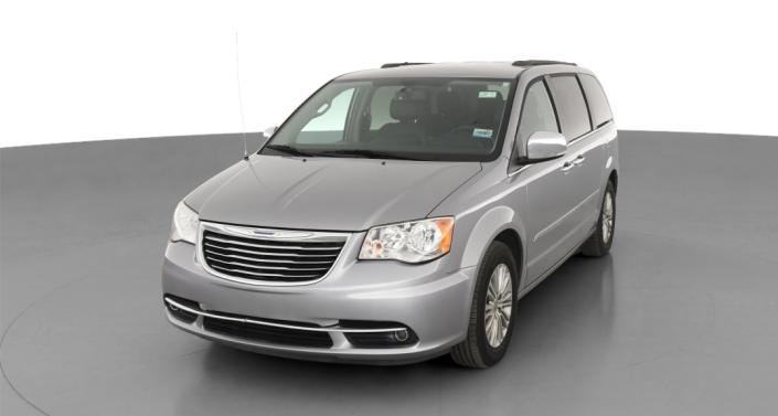 2015 Chrysler Town & Country Touring -
                Wheatland, OK