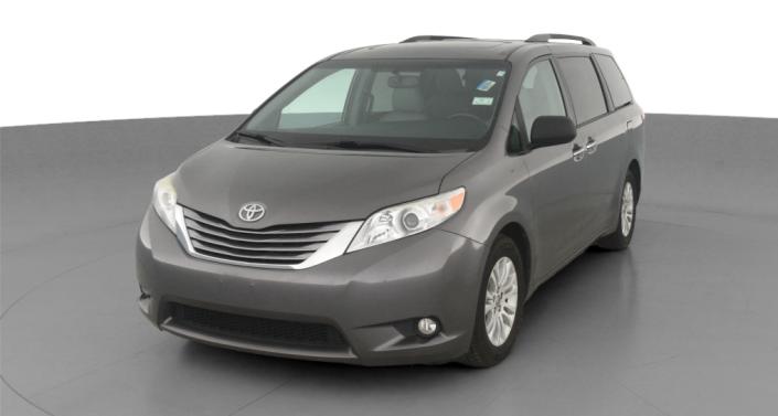 2017 Toyota Sienna XLE Hero Image