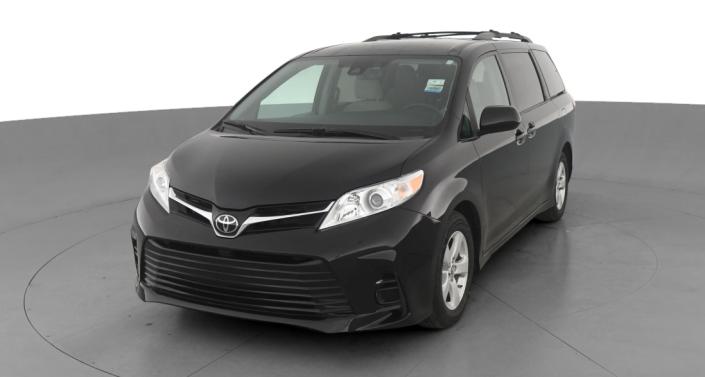 2020 Toyota Sienna LE -
                Hebron, OH