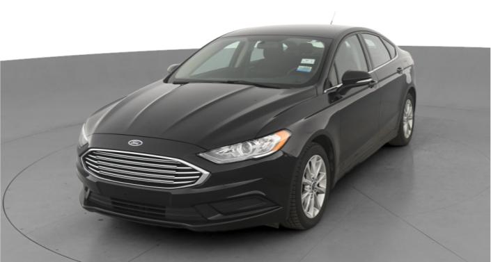 2017 Ford Fusion SE Hero Image