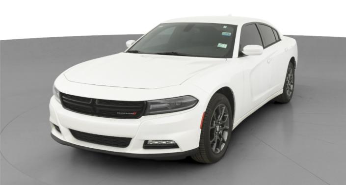 2015 Dodge Charger SXT Hero Image