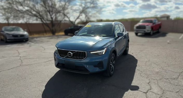 2024 Volvo XC40 B5 Core Hero Image