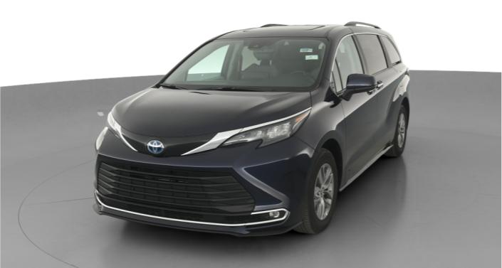 2024 Toyota Sienna XLE -
                West Memphis, AR