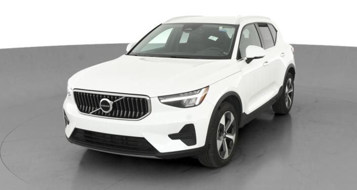 2024 Volvo XC40 B5 Core -
                Bessemer, AL