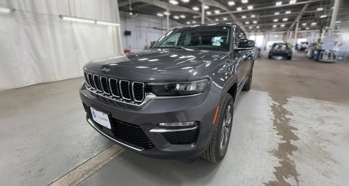 2022 Jeep Grand Cherokee 4xe -
                Kansas City, MO