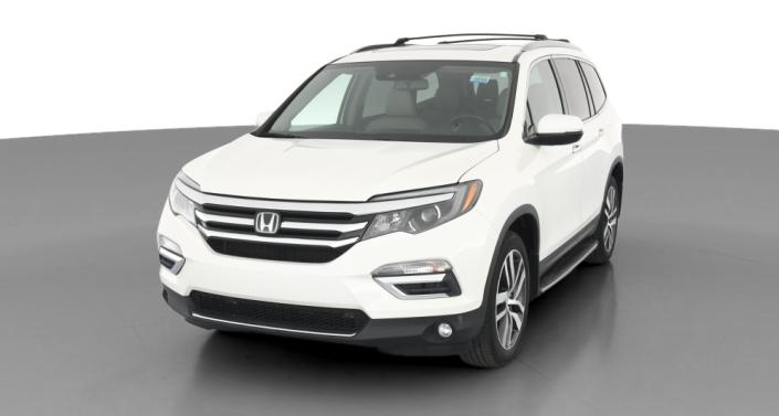 2017 Honda Pilot Touring Hero Image