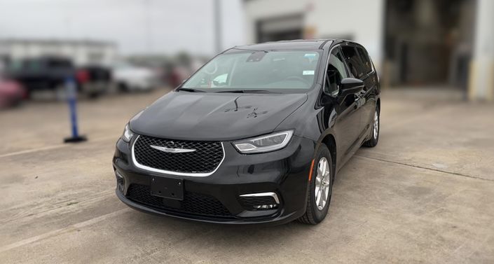 2023 Chrysler Pacifica Touring L -
                Houston, TX