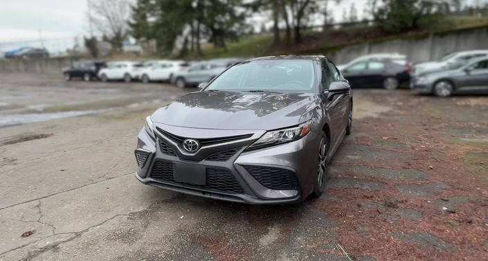 2024 Toyota Camry SE Hero Image