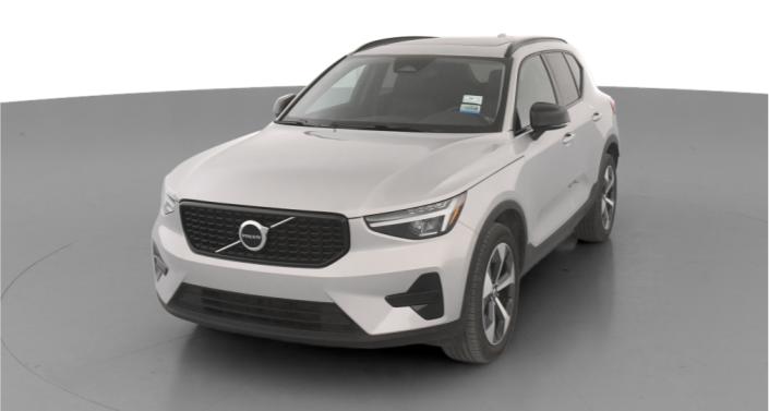 2024 Volvo XC40 B5 Core -
                Fort Worth, TX